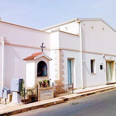 Guest house In *